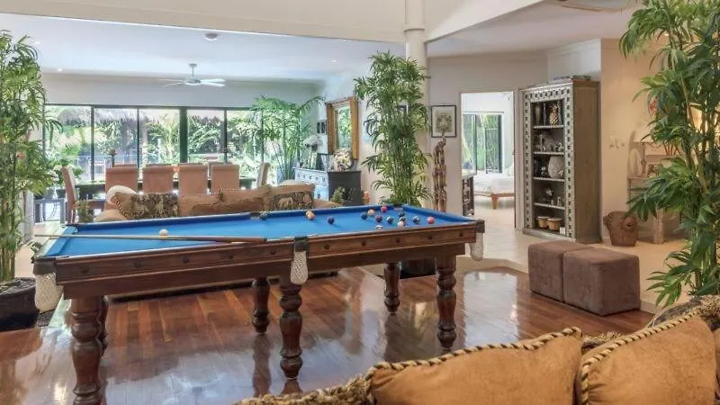 Arte Bianco Villa Palm Cove Holiday home