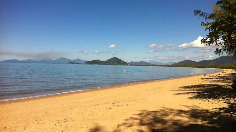 Villa Arte Bianco Palm Cove Australia